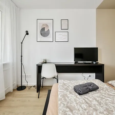 Goldenhugo Self Check In Pet Friendly Guest house *